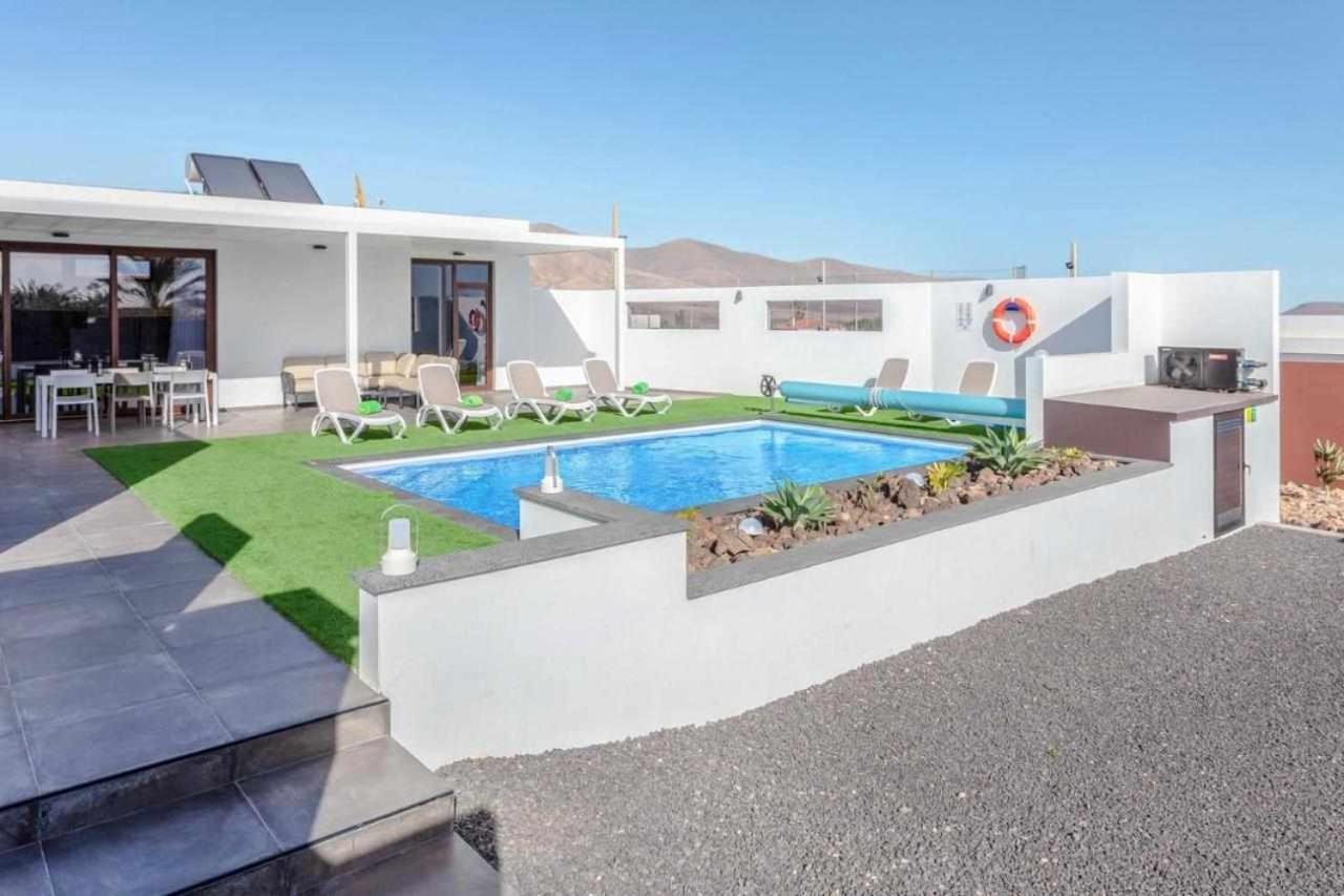 Villa Ponzos Chalet Independiente Y Privado Triquivijate Exteriér fotografie
