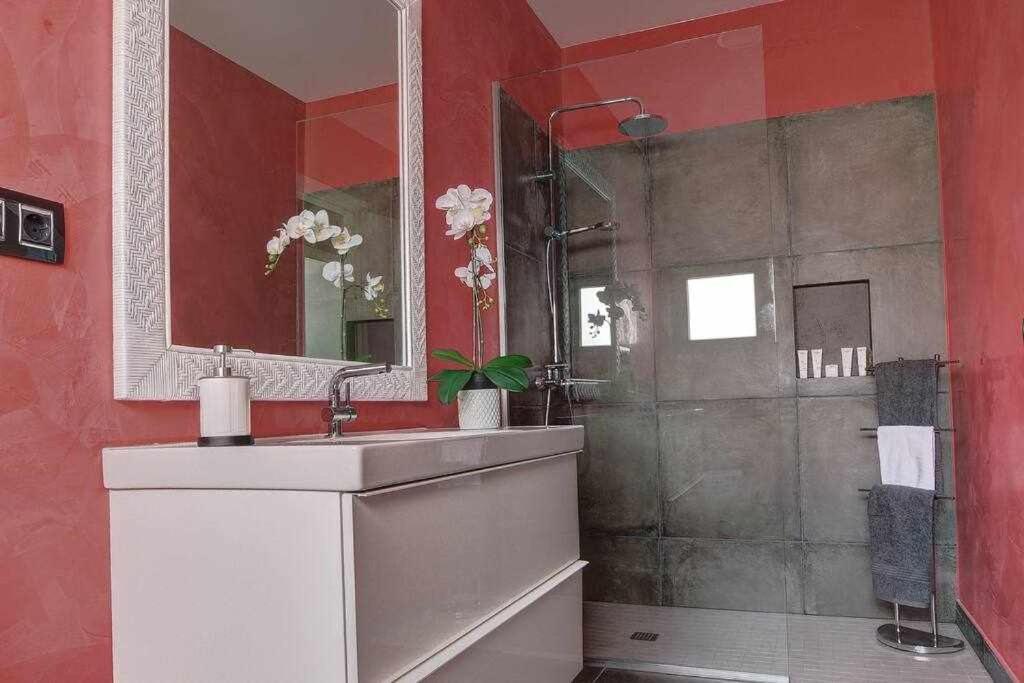 Villa Ponzos Chalet Independiente Y Privado Triquivijate Exteriér fotografie
