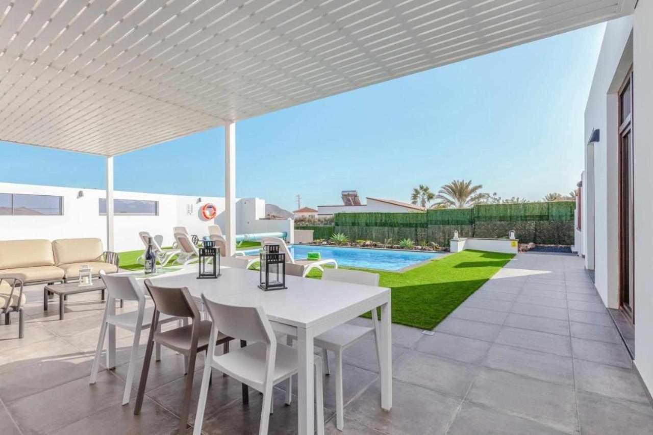 Villa Ponzos Chalet Independiente Y Privado Triquivijate Exteriér fotografie